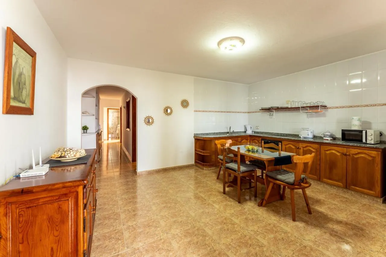 Marea Alta La Santa Apartment