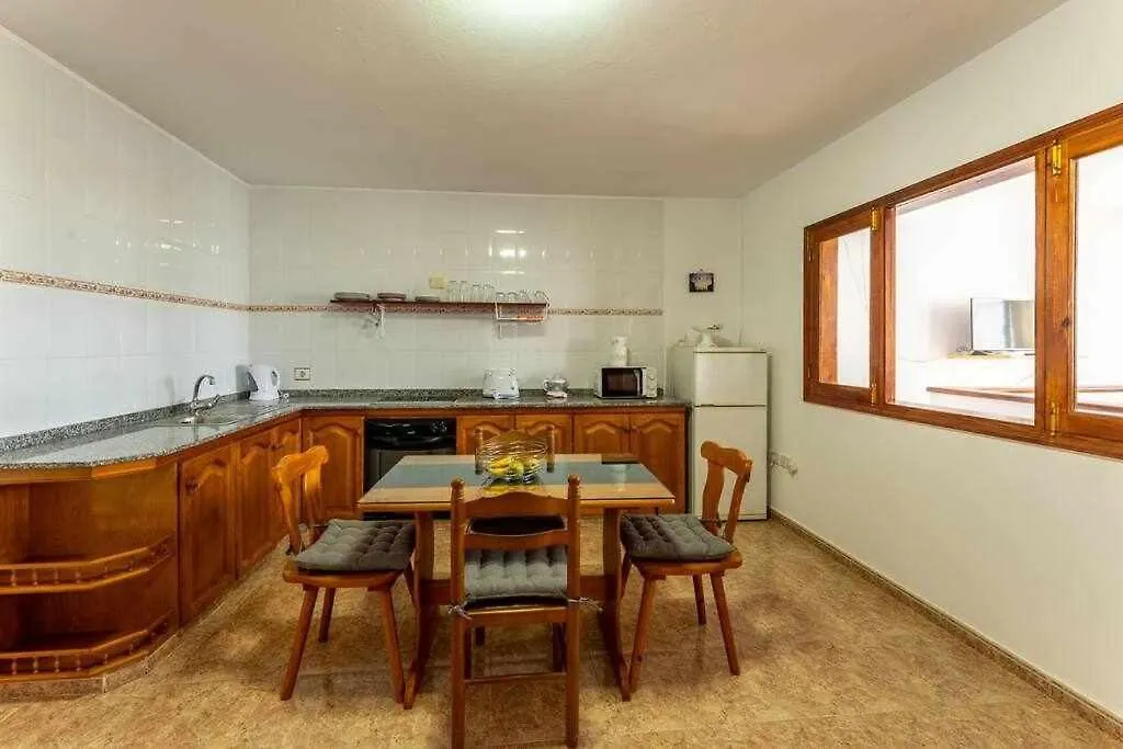 Marea Alta La Santa Apartment